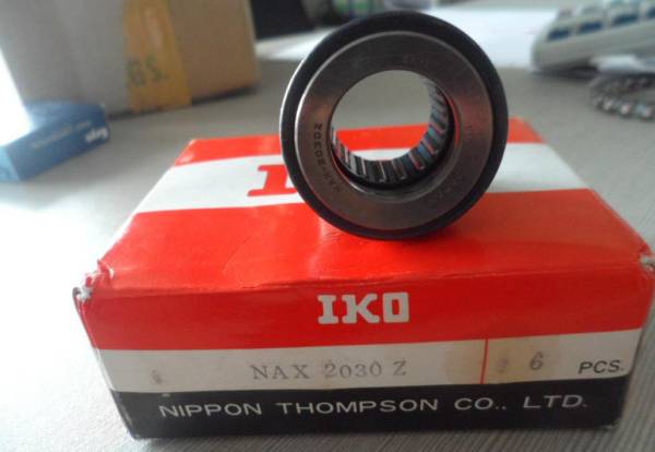 IKO&nbsp;CFE20-1VBUUR&nbsp;螺栓型滾輪滾針軸承