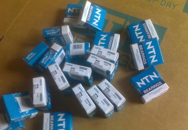 NTN&nbsp;6004NR&nbsp;深溝球軸承